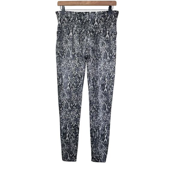 Spanx Faux Leather Snake Shine Ankle Lined Mid Rise Slimming Statement Leggings - Picture 2 of 8